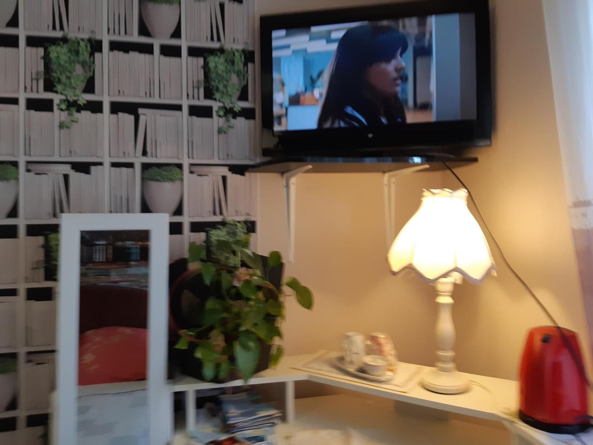 Chambre Lit Double Dans Pavillon , Chez Lilyanne Tonnay-Charente Eksteriør bilde
